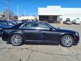 Used 2022 Chrysler 300 Touring image 2