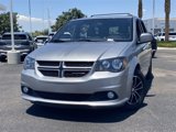 Used 2017 Dodge Grand Caravan GT image 3