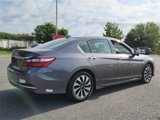 Used 2017 Honda Accord Touring image 3