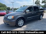 Used 2015 Chrysler Town & Country Limited Platinum image 2