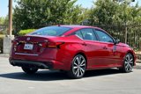 Used 2021 Nissan Altima 2.5 SR image 2