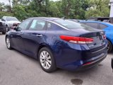 Used 2017 Kia Optima EX w/ Premium Package image 4