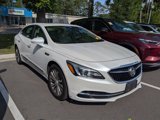Used 2018 Buick LaCrosse Essence image 2