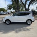 Used 2023 Kia Soul LX w/ LX Technology Package image 3