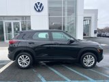 Used 2022 Chevrolet TrailBlazer LS image 2