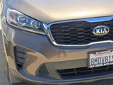 Used 2019 Kia Sorento LX image 2