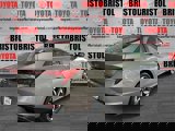 Used 2023 Hyundai Elantra Limited w/ Preferred Accessory Package image 2