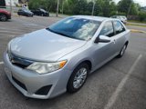 Used 2012 Toyota Camry LE image 2