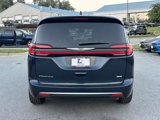 New 2025 Chrysler Pacifica Select image 4