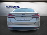 Used 2017 Ford Fusion SE image 4