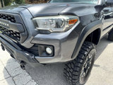 Used 2018 Toyota Tacoma TRD Off-Road image 4