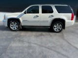 Used 2009 GMC Yukon SLT w/ SLT Chrome Edition image 2