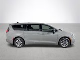 New 2025 Chrysler Pacifica Select image 6