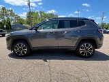 Used 2022 Jeep Compass Limited image 2