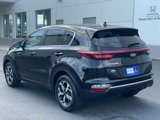 Used 2022 Kia Sportage LX image 3