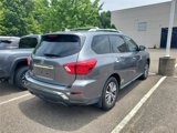 Used 2020 Nissan Pathfinder S image 4