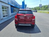 Used 2022 Chevrolet Trax LT w/ LT Convenience Package image 5