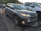Used 2019 Toyota Highlander XLE image 2