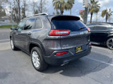 Used 2017 Jeep Cherokee Latitude image 4
