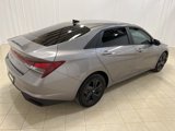Used 2023 Hyundai Elantra SEL w/ Preferred Accessory Package image 5