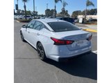 Used 2023 Nissan Altima 2.5 SR image 2