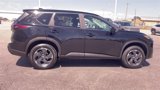Used 2024 Nissan Rogue SV image 2
