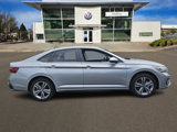 Used 2023 Volkswagen Jetta SE image 5