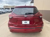 Used 2022 Nissan Kicks SV image 3