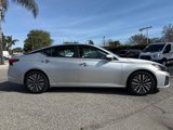 Used 2023 Nissan Altima 2.5 SV image 2