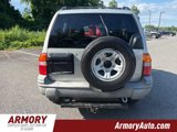 Used 2003 Chevrolet Tracker 4WD image 5