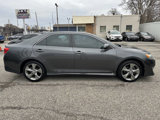 Used 2012 Toyota Camry SE image 4