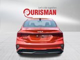 Used 2023 Kia Forte LXS w/ LXS Technology Package image 3