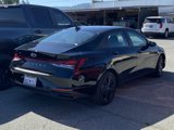 Used 2022 Hyundai Elantra SEL image 3