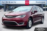Used 2020 Chrysler Pacifica Touring-L image 3