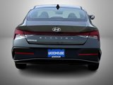 Used 2025 Hyundai Elantra SE image 6
