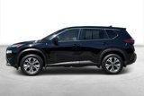Used 2021 Nissan Rogue SV image 3