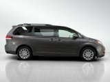 Used 2013 Toyota Sienna XLE image 6