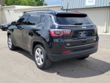 Used 2019 Jeep Compass Latitude w/ Cold Weather Group image 3
