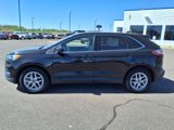 Used 2023 Ford Edge SEL image 2