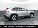 Used 2022 Toyota RAV4 LE image 4