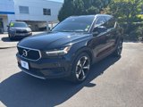 Used 2019 Volvo XC40 T5 Momentum image 3