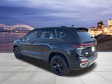 New 2025 Volkswagen Taos SE image 3