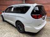 Used 2020 Chrysler Pacifica Touring-L Plus w/ Advanced Safetytec Group image 3