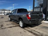 Used 2019 Nissan Titan SV image 4