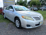 Used 2010 Toyota Camry LE image 4