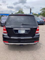 Used 2011 Mercedes-Benz GL 550 4MATIC image 3