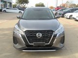 Used 2021 Nissan Kicks SV image 2