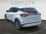 Used 2024 Nissan Kicks SV image 3