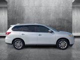 Used 2016 Nissan Pathfinder SV image 4