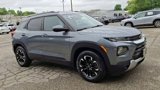 Used 2021 Chevrolet TrailBlazer LT w/ Convenience Package image 2